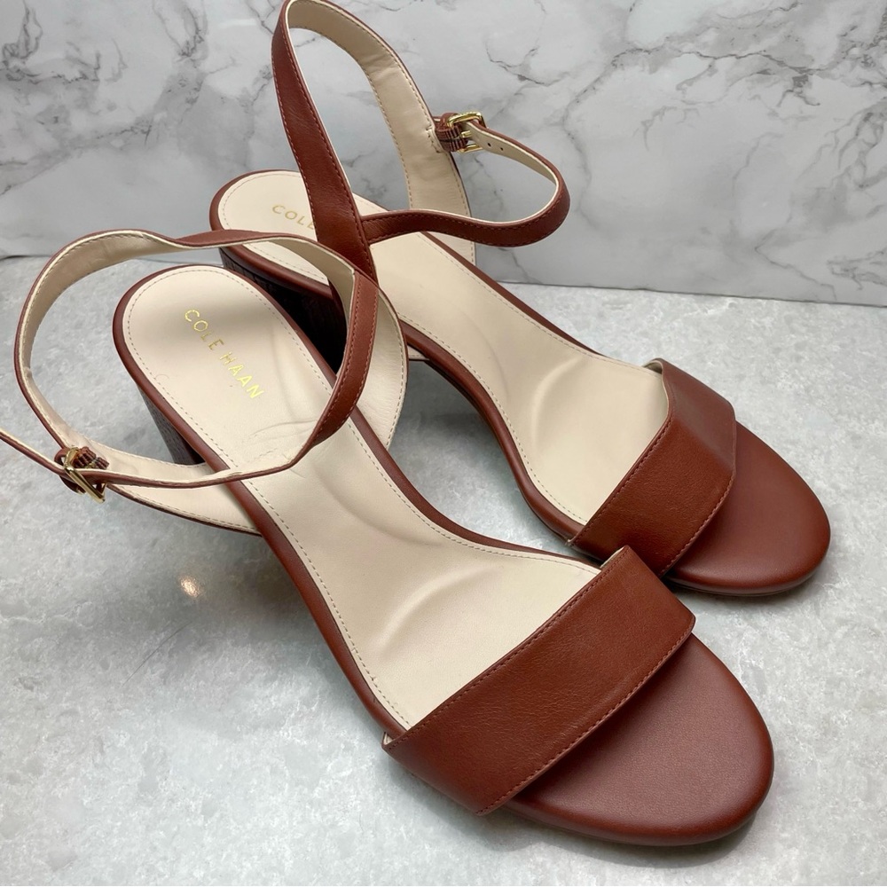 Cole Haan Brown Sandals Size 9
